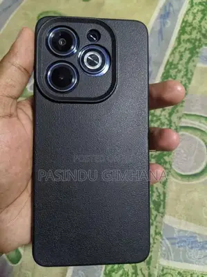 Infinix Hot 40i 8/128GB (Used)
