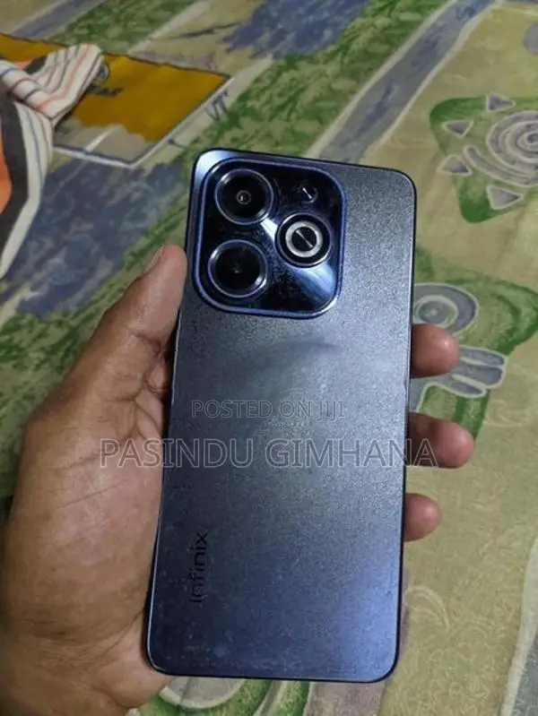 Infinix Hot 40i 8/128GB (Used)