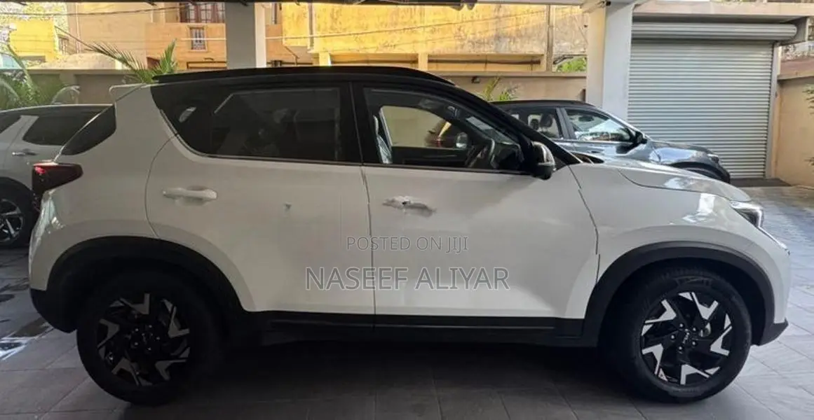 Kia Sonet GTX Plus White 2026