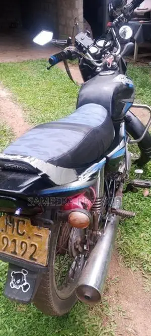 Bajaj CT100 2005