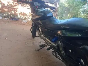 Bajaj Pulsar 150 2016