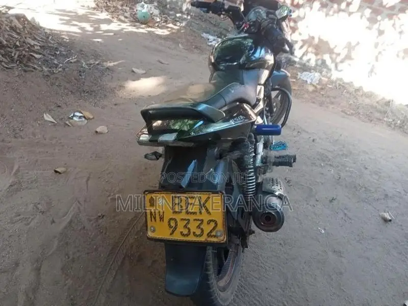 Bajaj Pulsar 150 2016