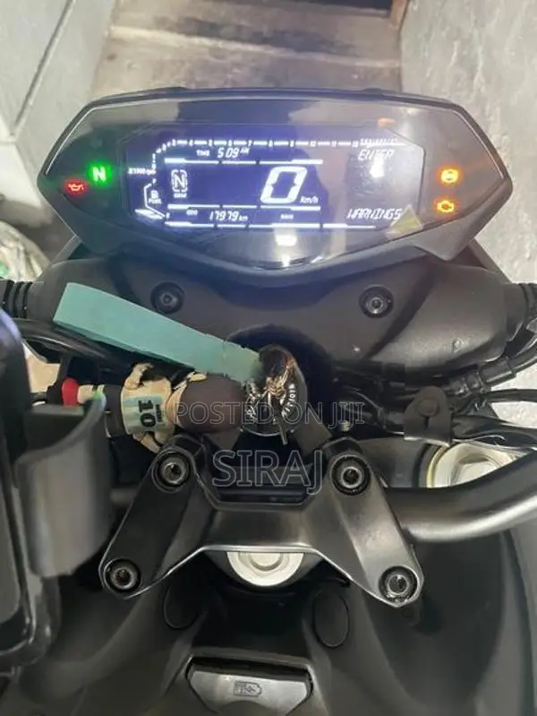 Bajaj Pulsar N160 Premium 2025