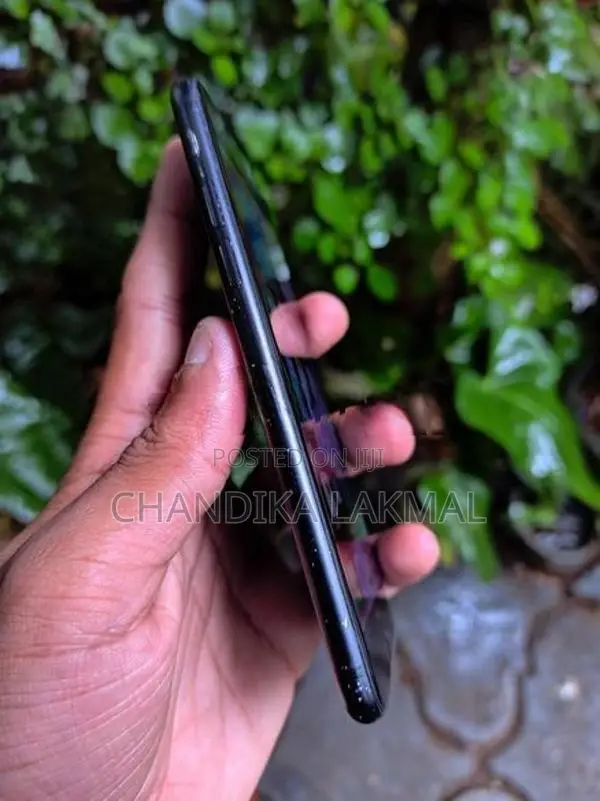 Apple iPhone 7 (Used)