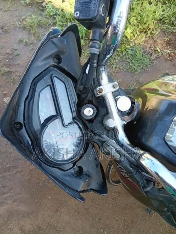 Bajaj Discover 125 2016