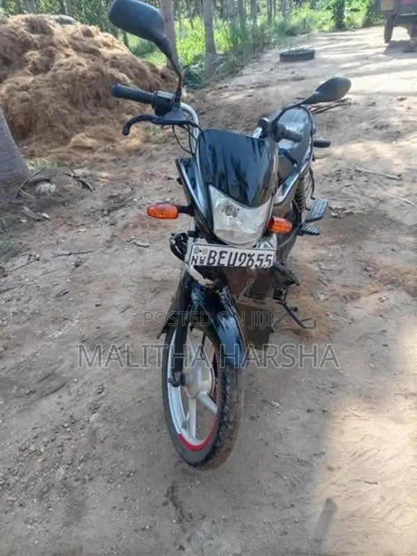 Bajaj Platina 100 2018