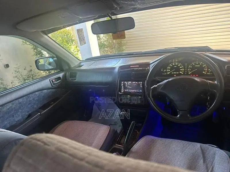 Toyota Carina 2000