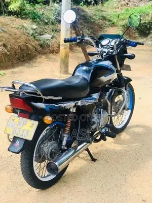 Bajaj CT100 2011