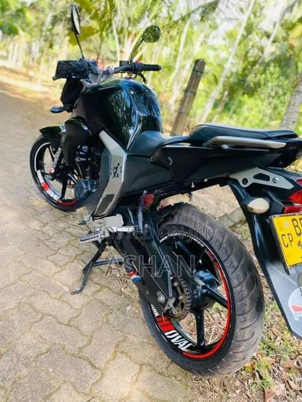 Yamaha FZ V2 2018