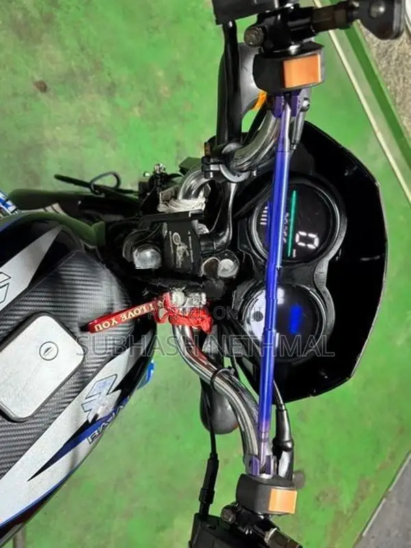 Bajaj CT100 2019