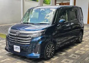 Toyota Roomy Custom GT 2025