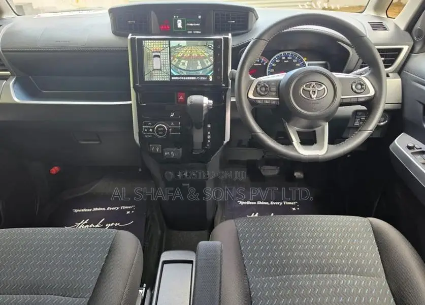 Toyota Roomy Custom GT 2025