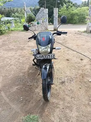 Bajaj Platina 100 2015
