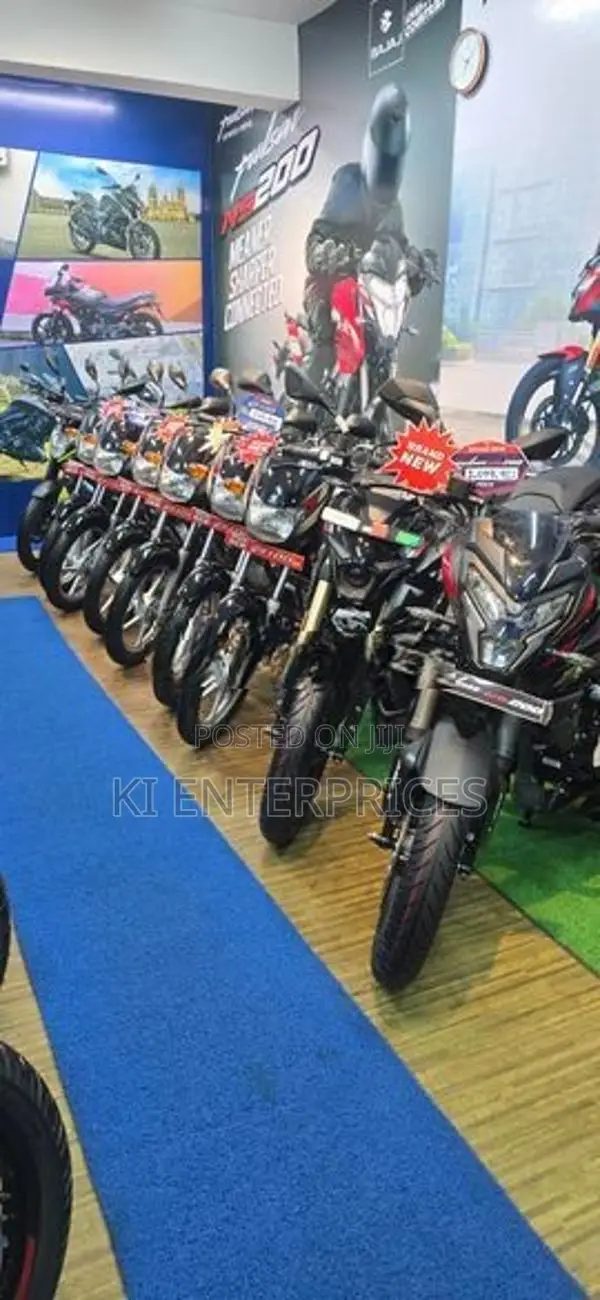 Bajaj CT100 2026