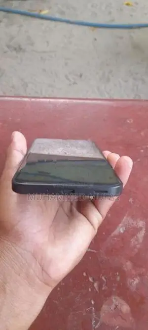 Samsung Galaxy A17 (Used)
