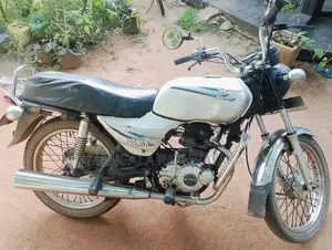 Bajaj Boxer 2003
