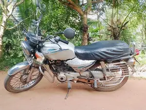 Bajaj Boxer 2003
