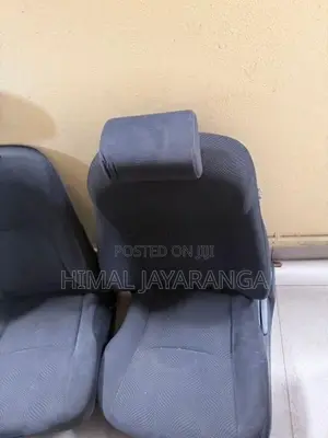 Suzuki Wagon R 2014 Seat