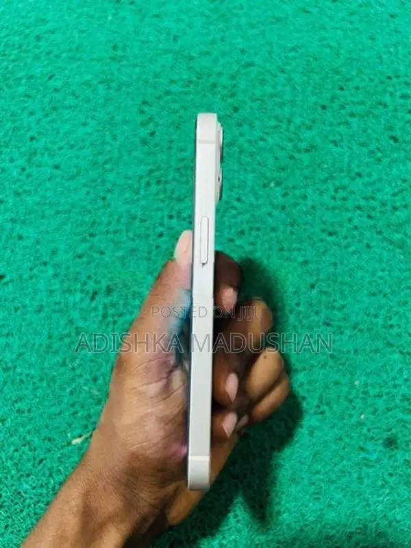 Apple iPhone 13 (Brand New)