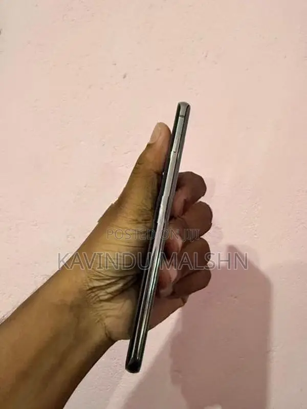 Samsung Galaxy S10 8GB 128GB (Used)