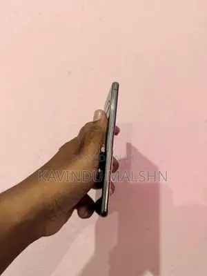 Samsung Galaxy S10 8GB 128GB (Used)