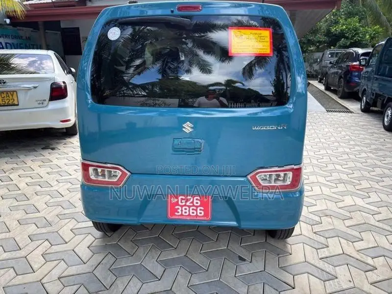 Suzuki Wagon R FX 2024
