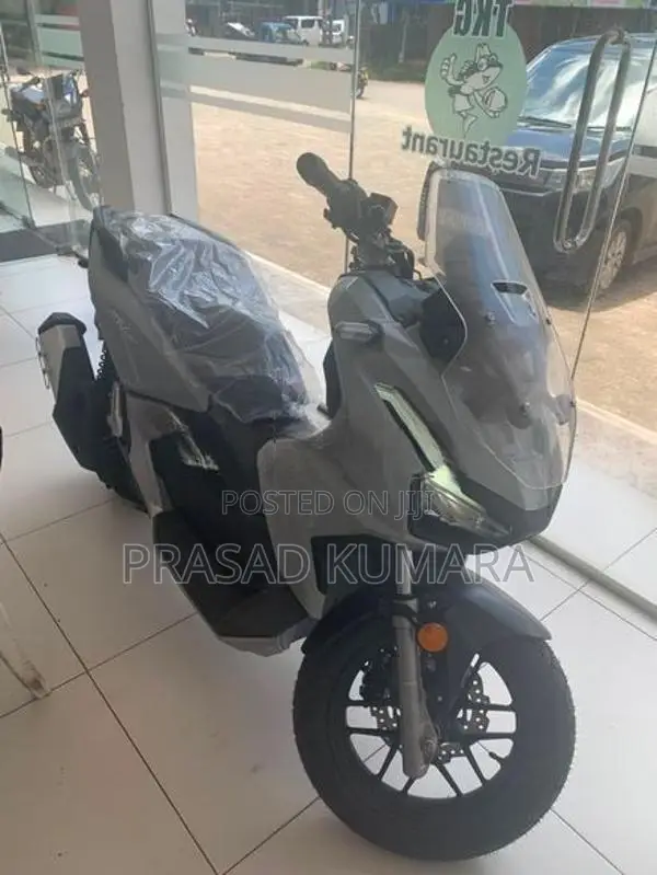 Honda ADV 160 2026