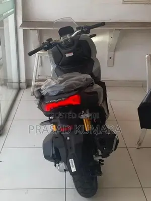 Honda ADV 160 2026