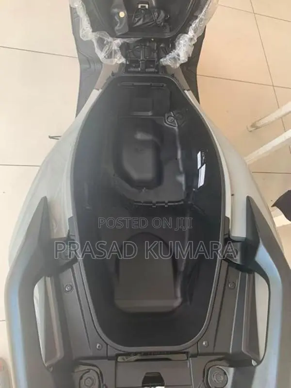 Honda ADV 160 2026