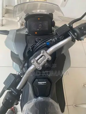 Honda ADV 160 2026