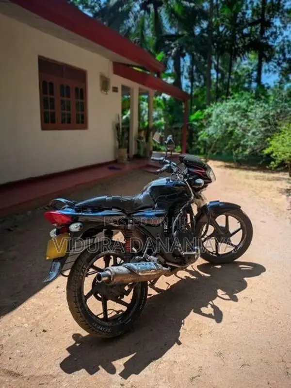 Bajaj Discover 135 2006