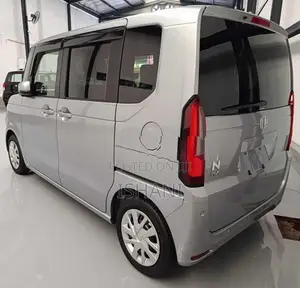 Honda N-Box 2024