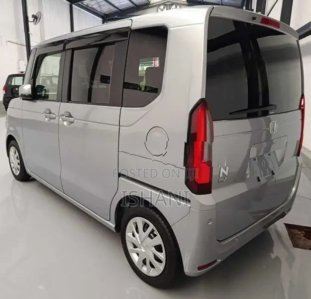 Honda N-Box 2024