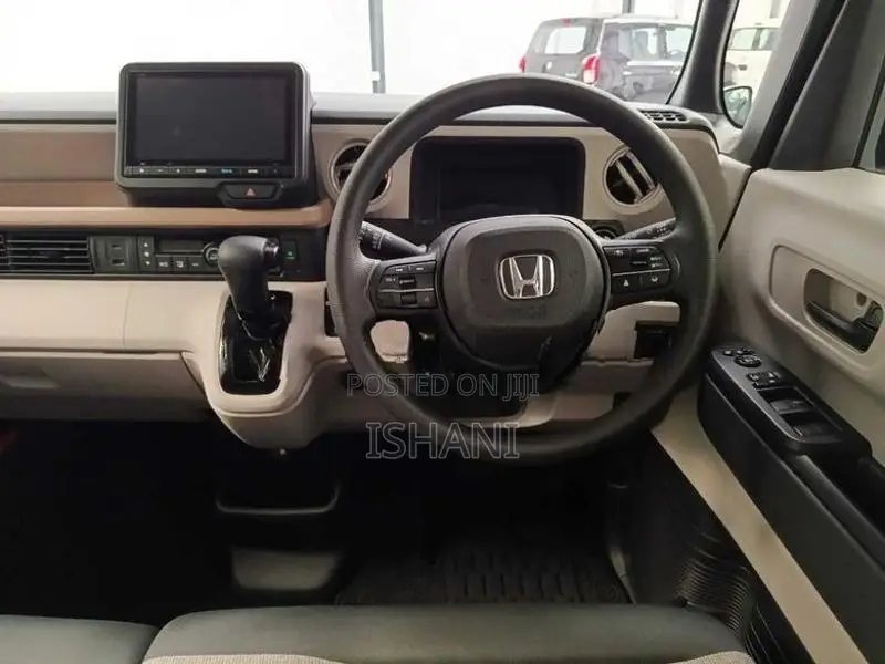 Honda N-Box 2024