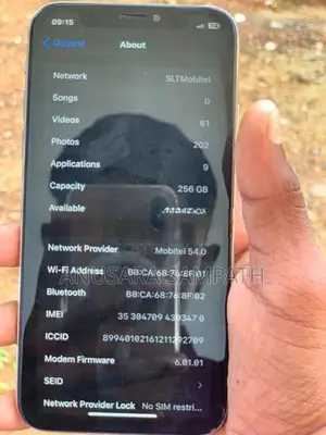 Apple iPhone X (Used)