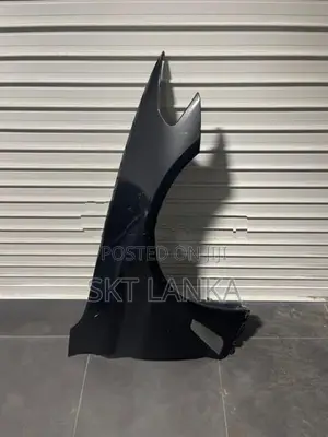 Genuine BMW 530e 2019 Driver Fender Wing - GREY G30