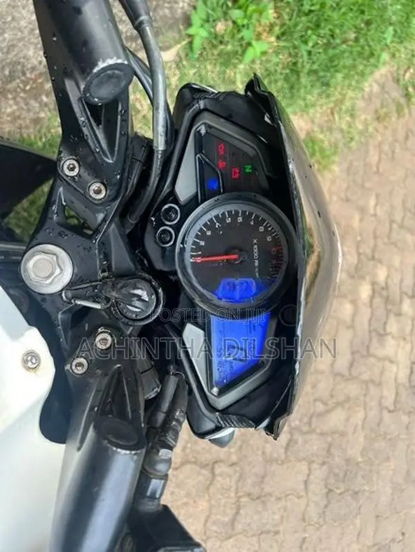 Bajaj Pulsar NS200 2018