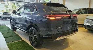 Honda Vezel Z Grade Apple play 2025