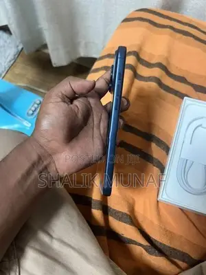 Apple iPhone 17 Pro Max (Brand New)