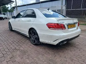 Mercedes Benz E300 W212 Blue-Tec Hybrid 2015