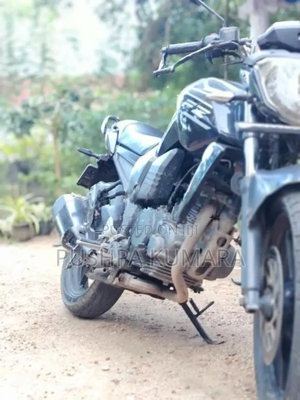 Yamaha FZ 2016