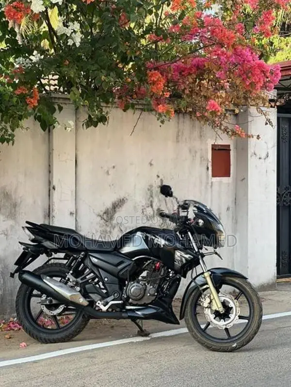 TVS Apache RTR 180 2014