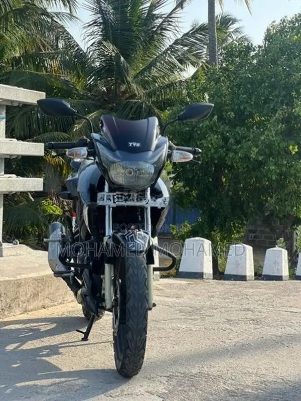 TVS Apache RTR 180 2014