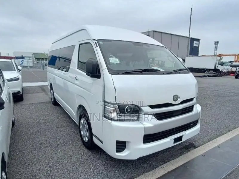 Toyota Hiace Comuter new model 2026