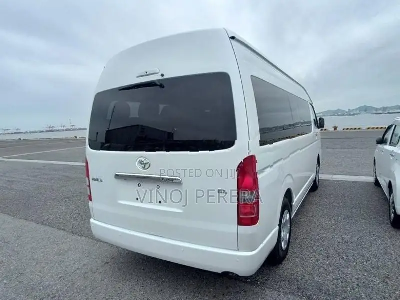 Toyota Hiace Comuter new model 2026