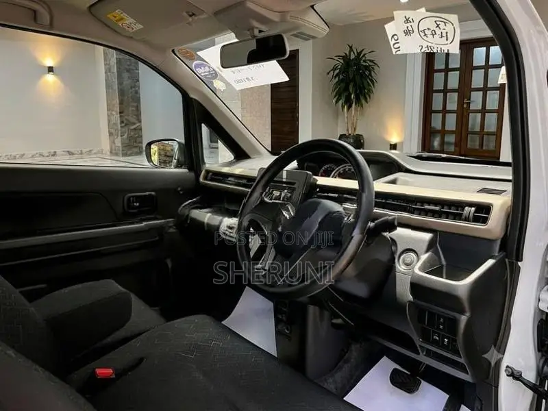 Suzuki Wagon R FX 2025