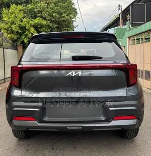 Kia Sonet GTX Plus Gravty Grey 2026