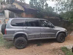Suzuki Grand Vitara 2002