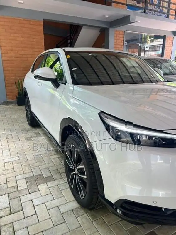 Honda Vezel Z Premium 2025