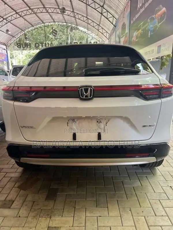 Honda Vezel Z Premium 2025